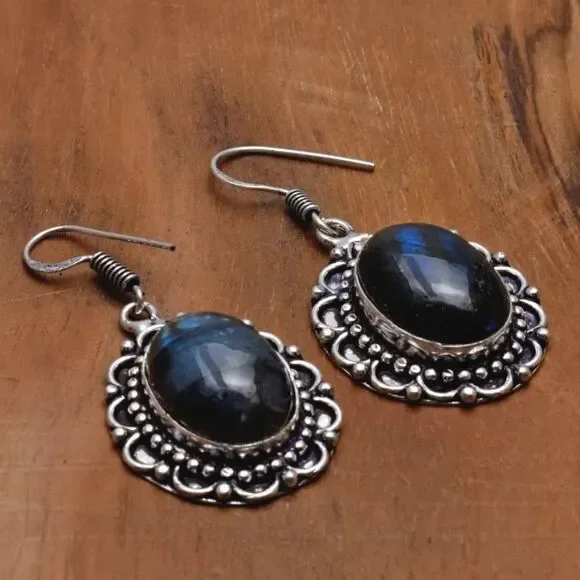 Labradorite Handmade Drop Dangle Earrings Jewelry 1.76" - Picture 3 of 3